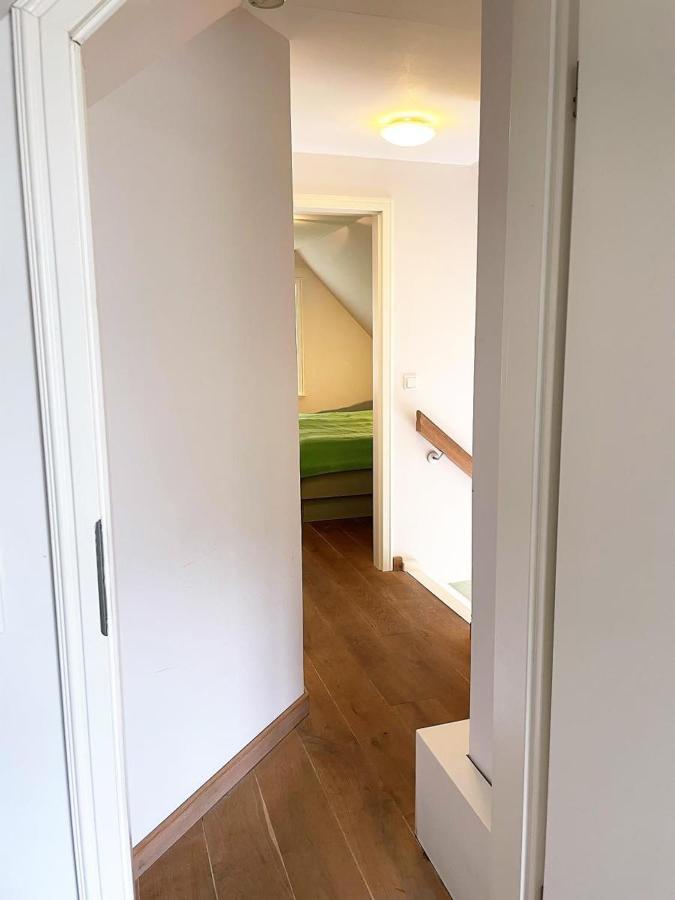 Das Puppenhaus, Reetdach, Sauna, Kamin, Eingezaeunt, Badewanne, Haustiere Willkommen Emmelsbüll-Horsbüll Exteriör bild