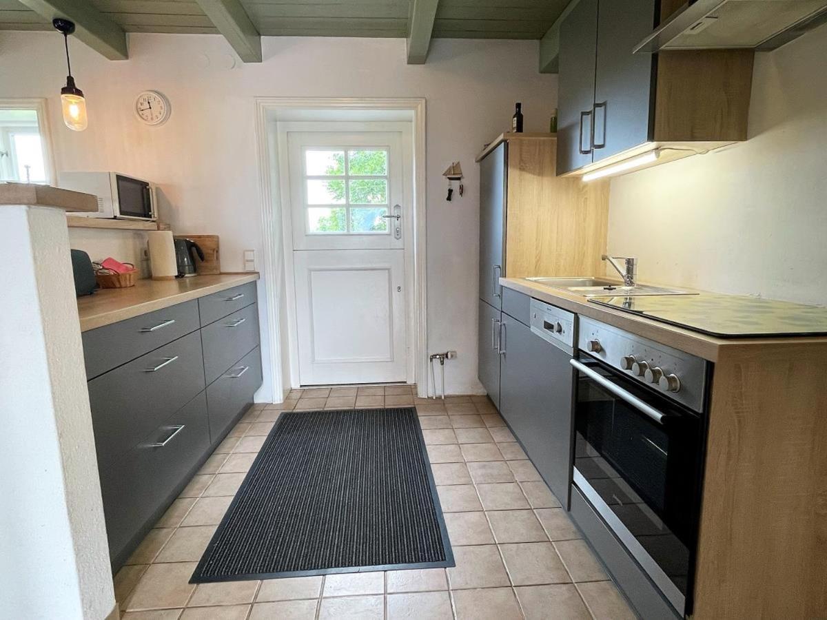 Das Puppenhaus, Reetdach, Sauna, Kamin, Eingezaeunt, Badewanne, Haustiere Willkommen Emmelsbüll-Horsbüll Exteriör bild
