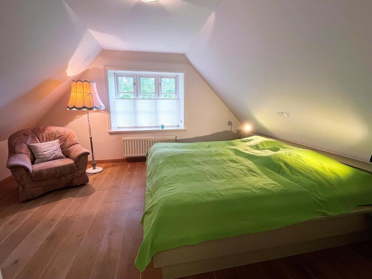 Das Puppenhaus, Reetdach, Sauna, Kamin, Eingezaeunt, Badewanne, Haustiere Willkommen Emmelsbüll-Horsbüll Exteriör bild