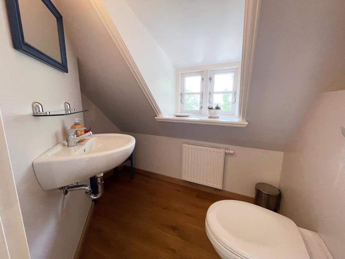 Das Puppenhaus, Reetdach, Sauna, Kamin, Eingezaeunt, Badewanne, Haustiere Willkommen Emmelsbüll-Horsbüll Exteriör bild
