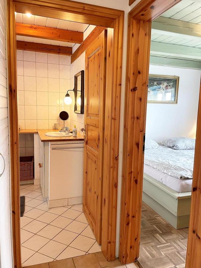 Das Puppenhaus, Reetdach, Sauna, Kamin, Eingezaeunt, Badewanne, Haustiere Willkommen Emmelsbüll-Horsbüll Exteriör bild